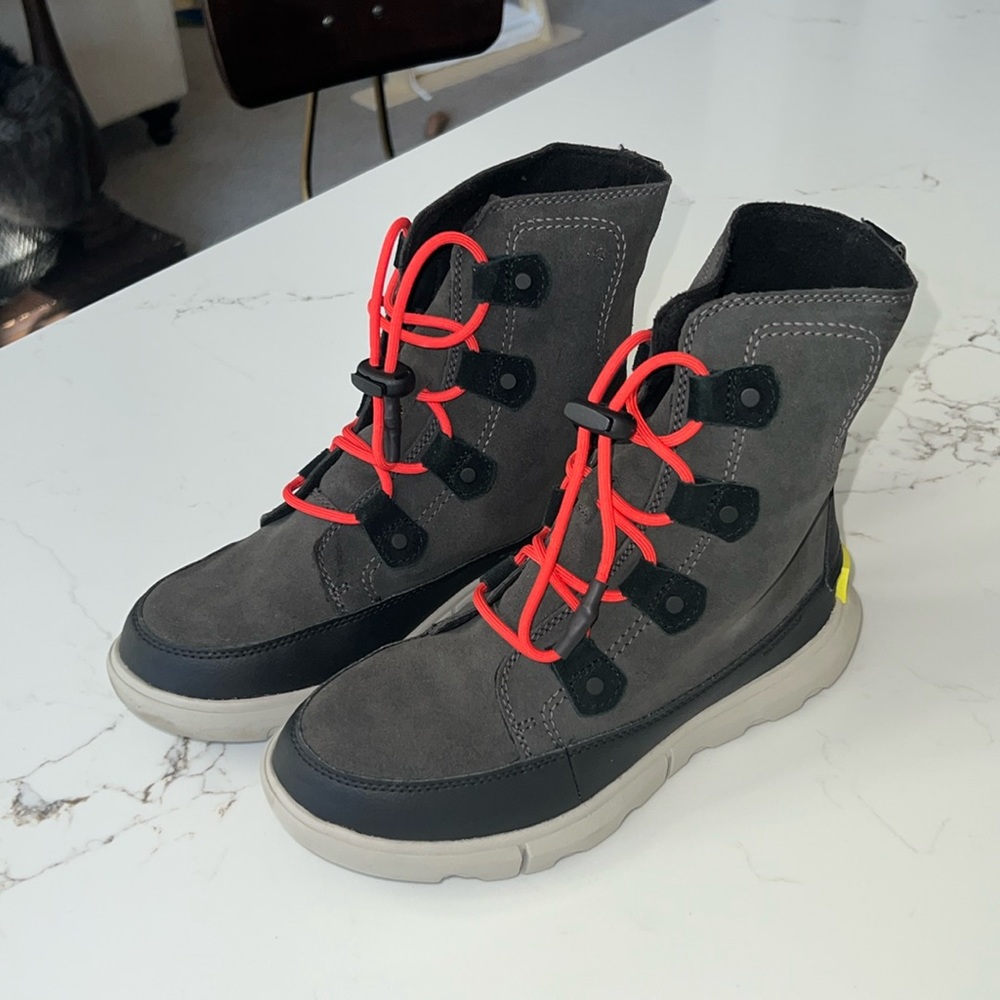 Kids Explorer Sorel boot
